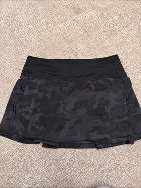 lululemon athletica Black & Charcoal Camo Active Skirt